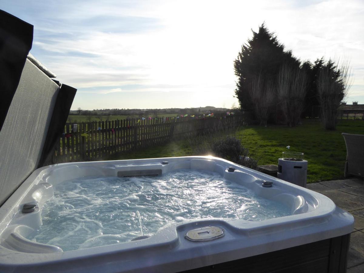 South View Country House Sleeps 12 - Hot Tub - Views Henley-in-Arden Екстер'єр фото