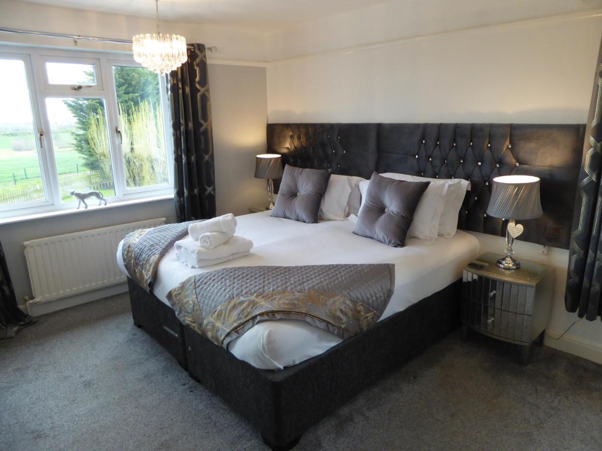 South View Country House Sleeps 12 - Hot Tub - Views Henley-in-Arden Екстер'єр фото