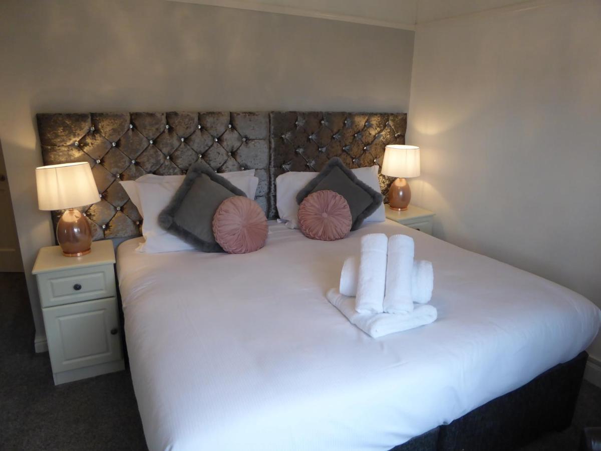 South View Country House Sleeps 12 - Hot Tub - Views Henley-in-Arden Екстер'єр фото