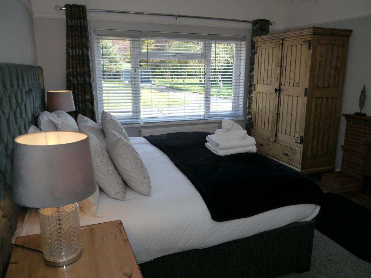 South View Country House Sleeps 12 - Hot Tub - Views Henley-in-Arden Екстер'єр фото