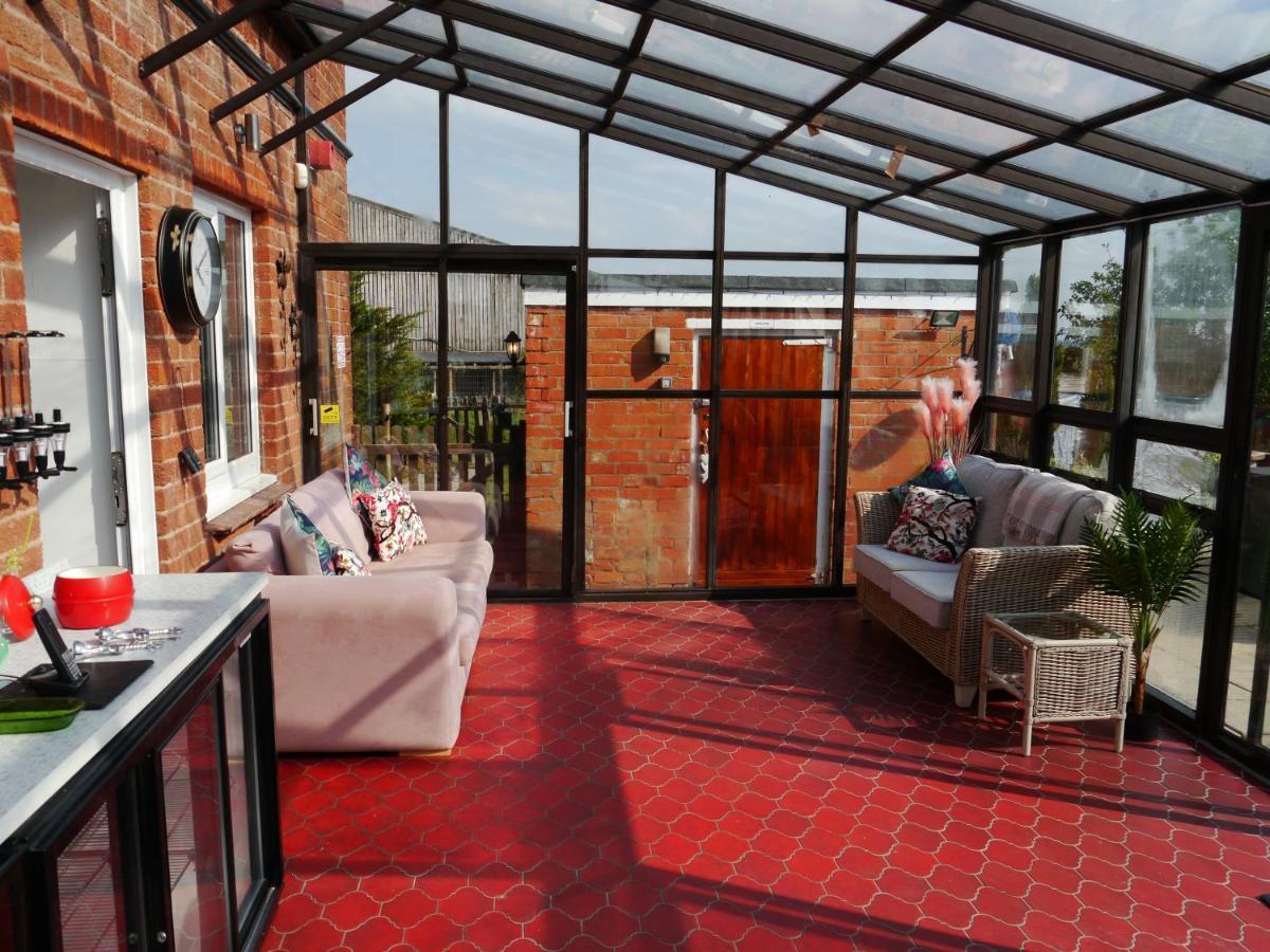 South View Country House Sleeps 12 - Hot Tub - Views Henley-in-Arden Екстер'єр фото